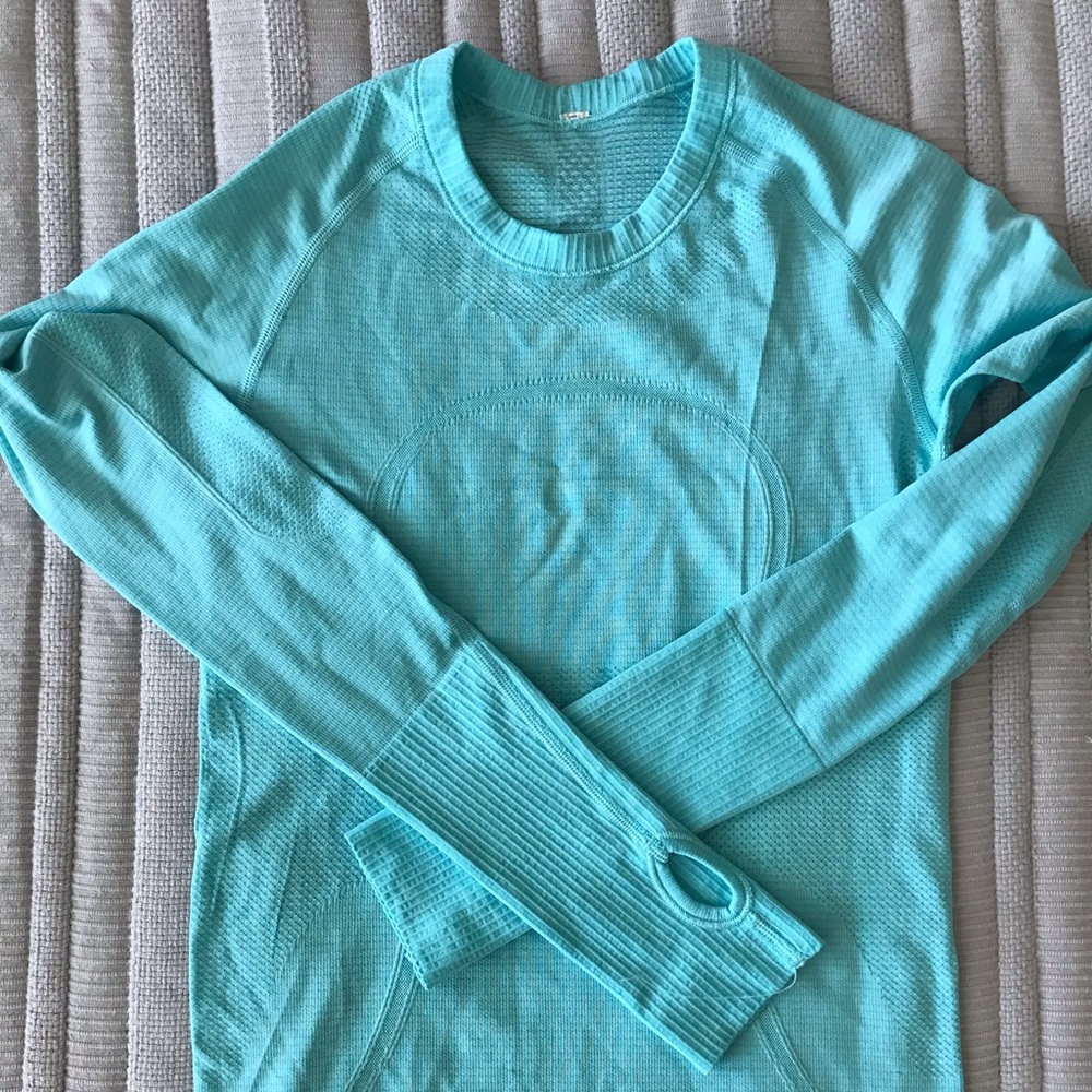Lululemon Long Sleeve Blue Shirt Top